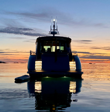 Healey Marine MK1 Night